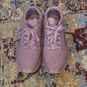 adidas torsion sneakers